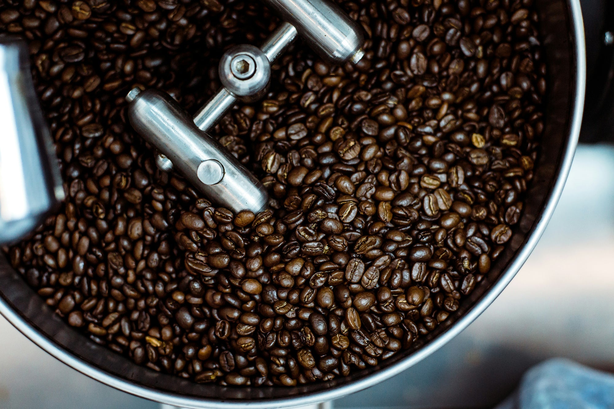 Roasting Beans 101: Unveiling the Secrets Behind Gourmet Kona Coffee