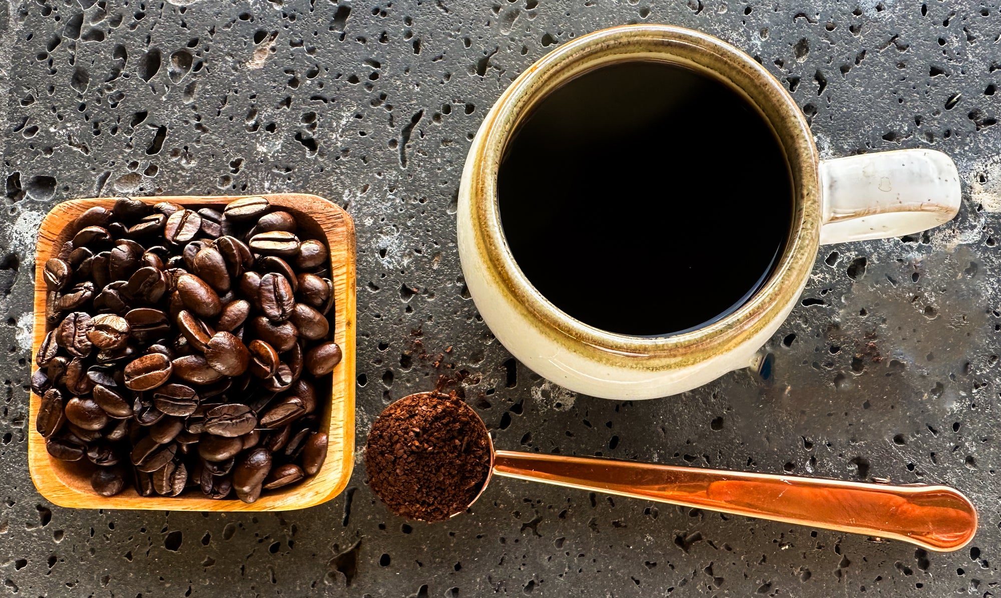 Whole Bean vs Ground Coffee: The Impact on Freshness and Flavor